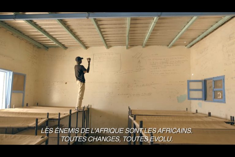 PATRICIA GÓMEZ Y MARÍA JESÚS GONZÁLEZ. Bonne Chance